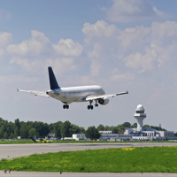 Avión aterrizando